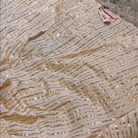 NWT Victoria’s Secret Beach Coverup/Romper - Picture 4 of 8